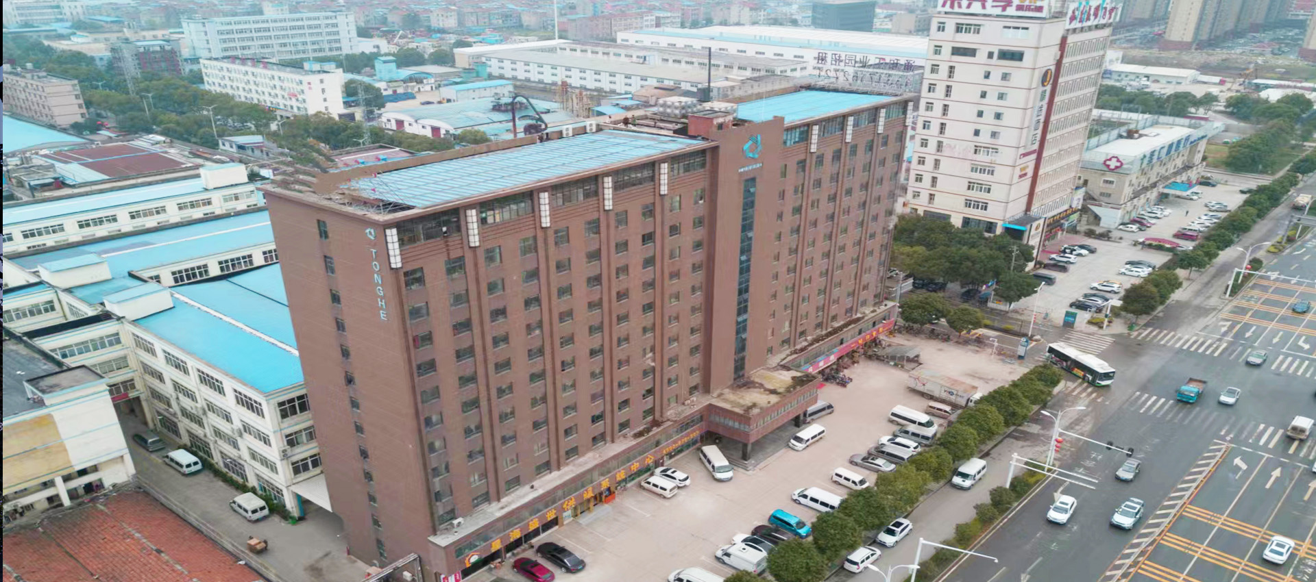裝修工程的設(shè)計(jì)與施工以及建筑消防設(shè)施安裝工程